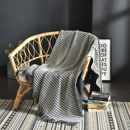 Woven Throw Blanket, Lightweight Sofa Throw and Travel Blanket for Spring and Fall