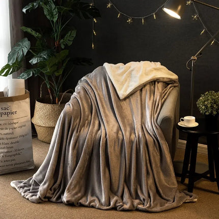 Dual Sided Flannel Soft Blanket with Sherpa Lining, Cozy Blanket for Couch and Bed – image 6
