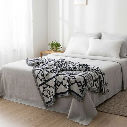 Lightweight Comforter for Bed – image 4
