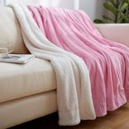 Pink white / 100 × 120 cm (39 × 47 in)