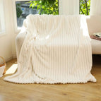 Creamy White / 100 × 150 cm (39 × 59 in)