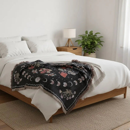 Tarot Tapestry Blanket with Celestial Moon Design, Boho Fringe Sofa Throw for Bed and Wall Hanging – image 4