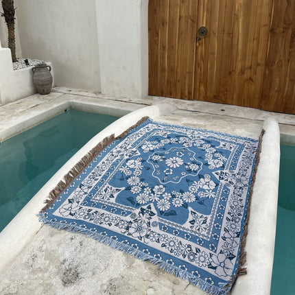 Boho Blue Daisy Bloom Travel Blanket with Soft Microfiber Fabric for Outdoor Comfort 6
