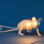 Crawling Mouse / White