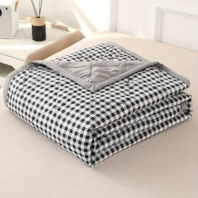 Chic Plaid | Cooling Blanket with Lightweight Design | Breathable Comfort for Warm Evenings 0