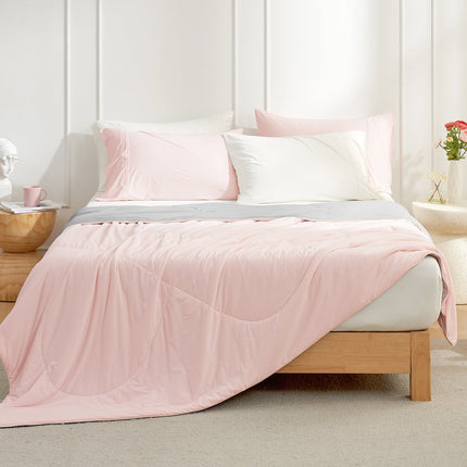 Cloud-Like Cooling Comforter | Lightweight Japanese Cooling Fabric with Instant Cool Touch | Breathable Design for Hot Sleepers 7