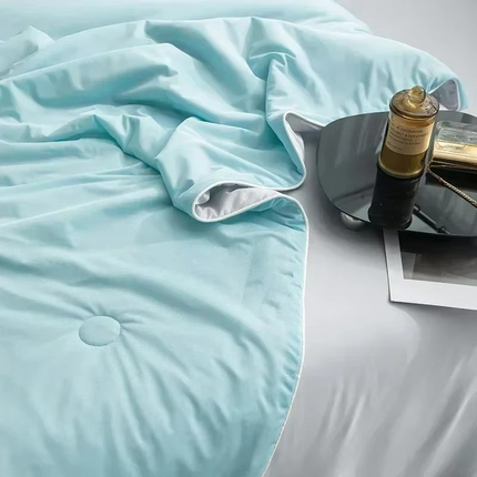 Comfort Duvet | Double-Sided Fabric with Optimal Temperature Control | Versatile Bedding for Year-Round Comfort 3