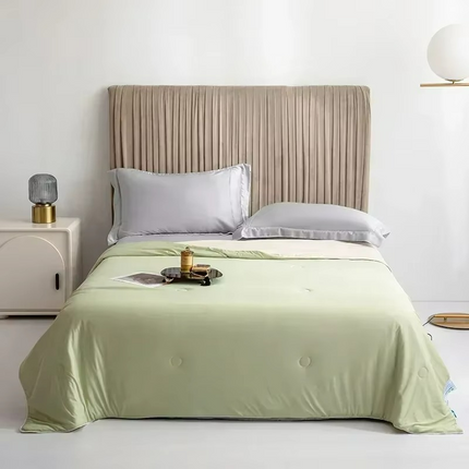 Comfort Duvet | Double-Sided Fabric with Optimal Temperature Control | Versatile Bedding for Year-Round Comfort 4
