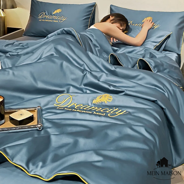 CoolBreeze | Lightweight Summer Blanket with Instant Cooling Effect | Soft Ice Silk for Refreshing Comfort 1