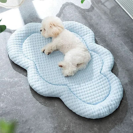 CoolCloud | Cooling Pet Mat with Breathable Material | Cloud-Shaped Design for Summer Comfort 4