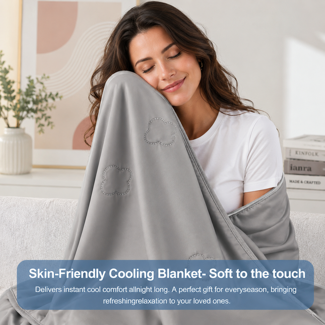 Cozy Comfort | Cooling Blanket with Heat-Absorbing Fabric | Lightweight Summer Blanket for Refreshing Sleep