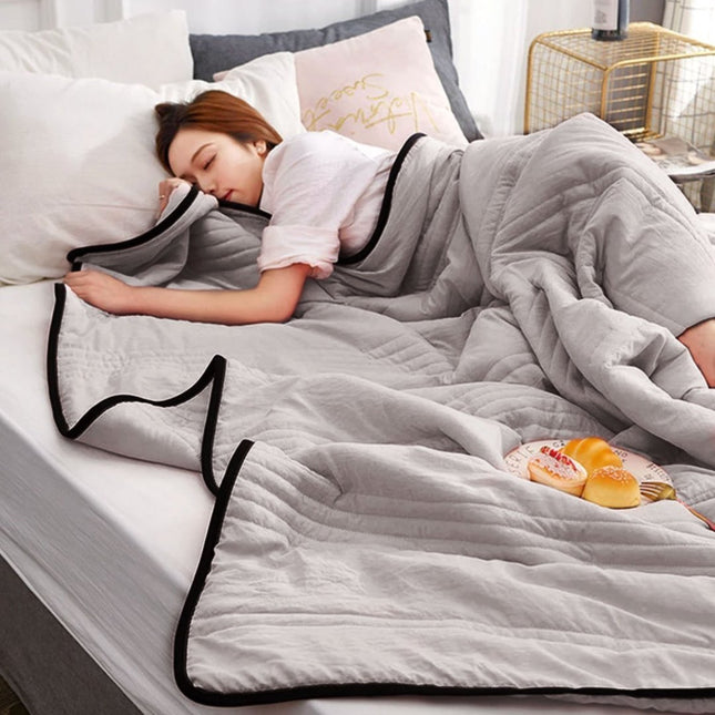 Cooling Blanket | Advanced Cooling Technology with Breathable Fabric | Ideal for Hot Sleepers and Refreshing Sleep 1