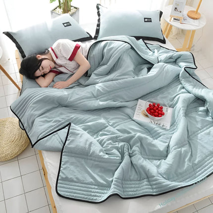 Cooling Blanket | Lightweight Breathable Fabric with Temperature Control | Ideal for Comfortable Sleep 1