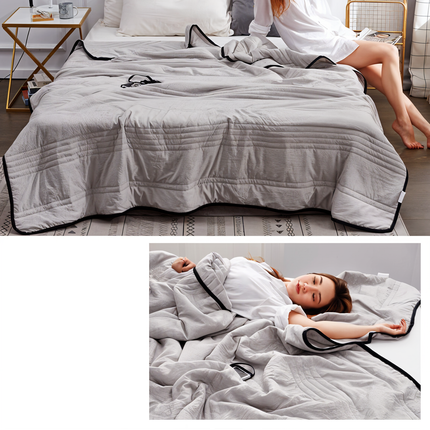 Cooling Blanket | Lightweight Breathable Fabric with Temperature Control | Ideal for Comfortable Sleep 3