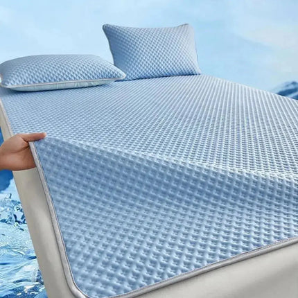 Cooling Mattress Pad with Breathable Ice Silk Fabric | Soft Design for Comfortable Summer Sleep 1