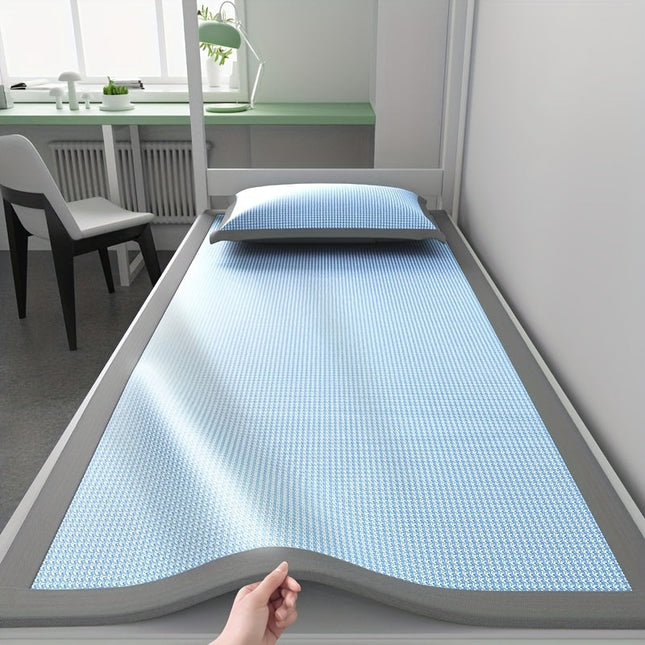 Cooling Mattress Protector | Breathable Ice Silk Bed Cover for Hot Sleepers 1