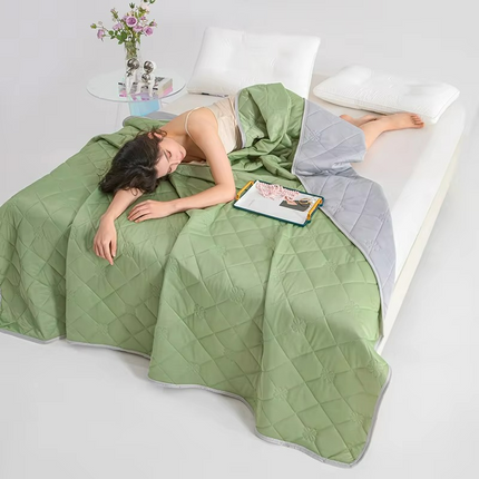 Cooling Summer Comforter with Dual-Sided Fabric | Breathable & Soft for Ultimate Comfort 7