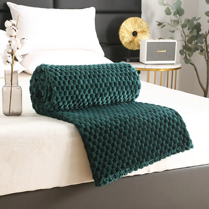 CosyNest | Fleece Throw Blanket with Soft Microfiber Fabric | Lightweight & Warm for Cozy Comfort 7