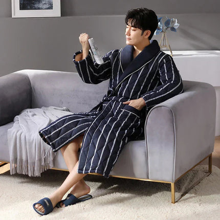 CozyLayer | Men's Bathrobe with 3 Thick Layers for Ultimate Warmth | Stylish Quilted Cotton Design 4