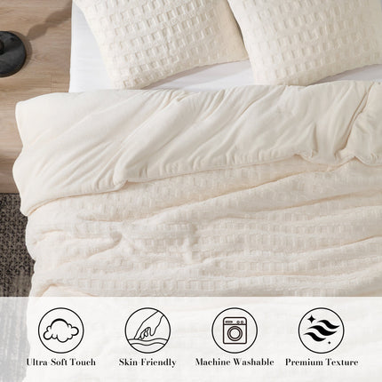Cozy Bliss | King Comforter Set with Reversible Design & Soft Waffle Texture | Luxurious Bedding for Cold Weather 2