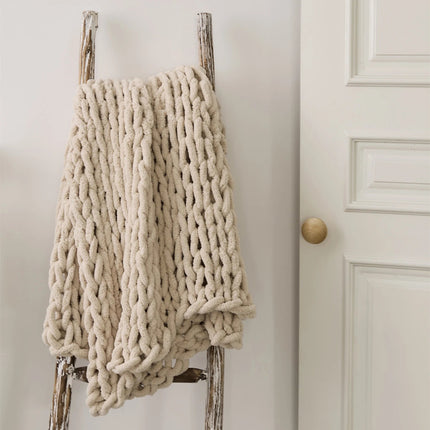 Cozy Chenille Chunky Knit Blanket Throw with Hand-Knotted Design for Ultimate Comfort 3