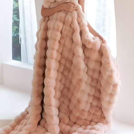 Cozy Collection | Throw Blanket with Double-Sided Faux Fur & Fleece | Ultimate Warmth for Year-Round Comfort 4