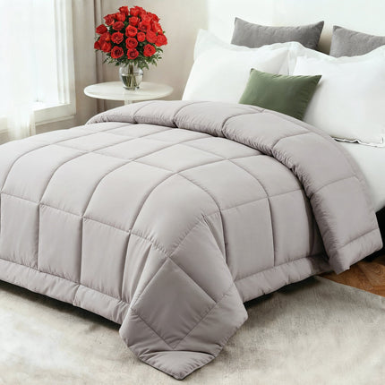 Cozy Comfort | All-Season Down Comforter with Ultra-Soft Fiberfill | Breathable Design for Year-Round Sleep 1