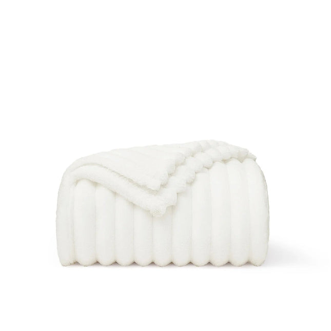 Cozy Comfort | Premium Soft Blanket with Cloud-Like Warmth | Versatile Design for Year-Round Relaxation 0