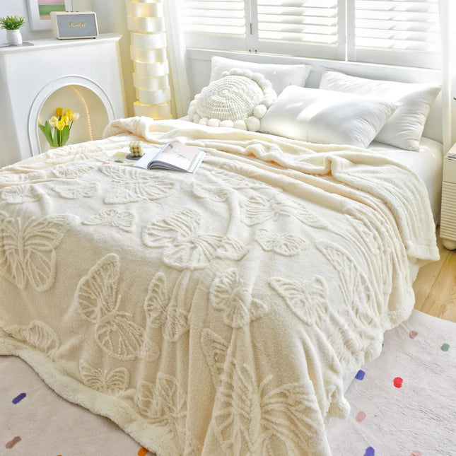 Cozy Coral Fleece Blanket | Lightweight Flannel Design for Ultimate Warmth 0