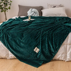 Dark green / 28