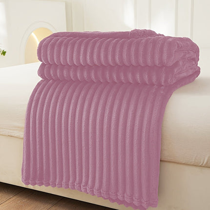 Cozy Haven | Soft Plush Blanket with Rib Pattern for Ultimate Warmth | Stylish Comfort for Chilly Evenings 10