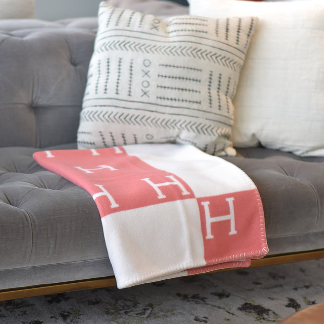 Cozy Home Collection | Soft Throw Blanket with Stylish Design | Versatile Addition for Comfort and Warmth 1