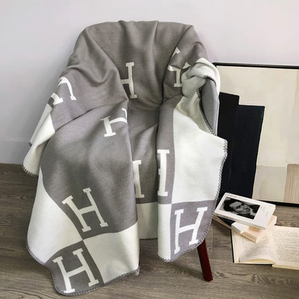 Cozy Home Collection | Soft Throw Blanket with Stylish Design | Versatile Addition for Comfort and Warmth 8