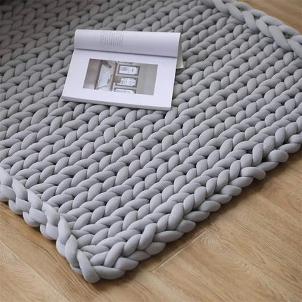 Cozy Home | Chunky Knit Throw Blanket with Exceptional Softness | Stylish Accent for Warm Evenings 3