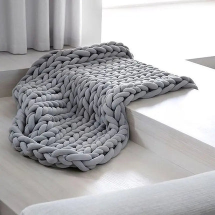 Cozy Home | Chunky Knit Throw Blanket with Exceptional Softness | Stylish Accent for Warm Evenings 4
