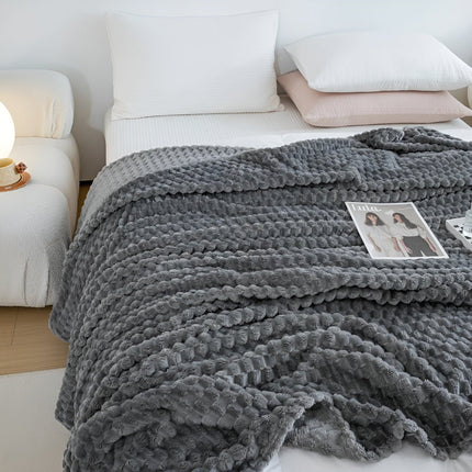 Cozy Microfiber Blanket with Heat Insulation | Soft Touch for Ultimate Comfort 3