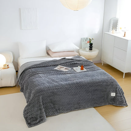 Cozy Microfiber Blanket with Heat Insulation | Soft Touch for Ultimate Comfort 4