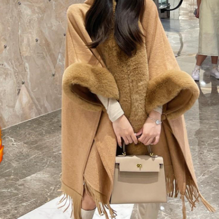 Cozy Wearable Blanket Poncho with Silky Lining | Stylish Comfort for Chilly Days 3