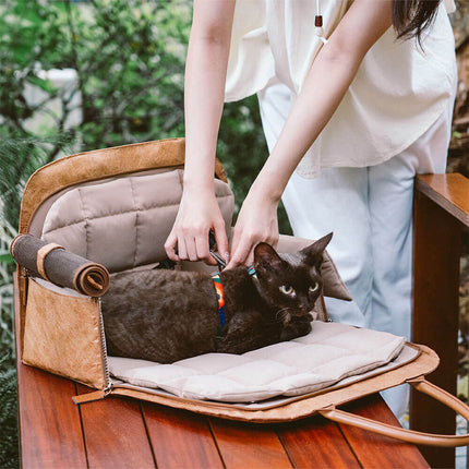 Eco-Friendly Pet Travel Bag Carrier with Expandable Space | Stylish Design for Safe Adventures 2