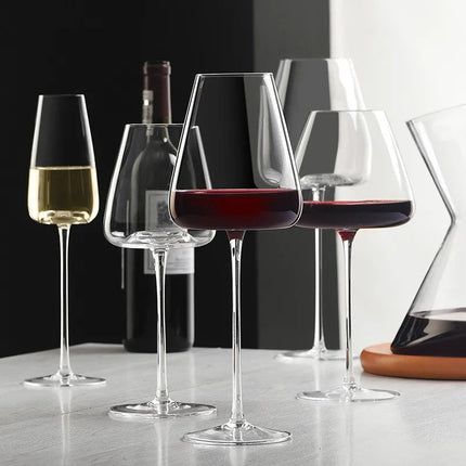 Elegant Crystal Wine Glass Set with Lead-Free Design | Luxurious Drinking Experience for Special Occasions 3