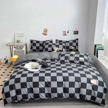 Elegant Duvet Cover Set | Checkered Pattern with Soft, Breathable Fabric for Year-Round Comfort 3