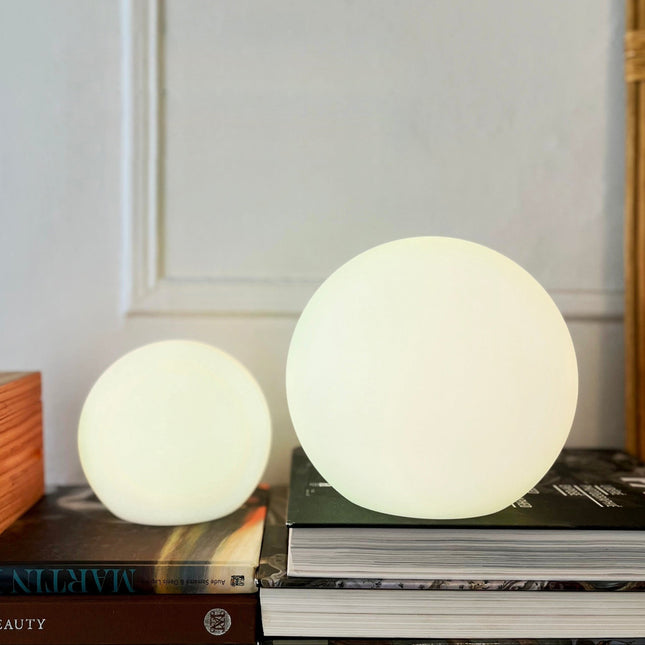 Elegant LED Table Lamp | Cordless Design with 16 Color Options | Rechargeable for Indoor and Outdoor Use 0