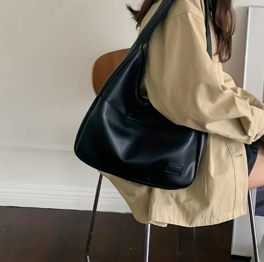 Elegant Leather Handbag with Adjustable Shoulder Strap | Timeless Design for Effortless Style 1