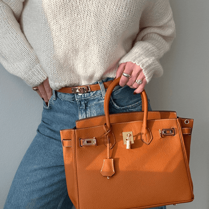 Elegant Leather Handbag with Gold Lock Hardware | Stylish & Versatile Accessory for Everyday Use 1