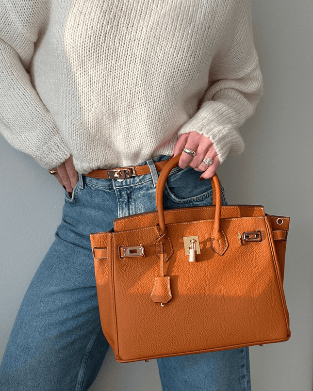 Elegant Leather Handbag with Gold Lock Hardware | Stylish & Versatile Accessory for Everyday Use 1