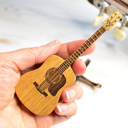 Elegant Wooden Guitar Pick Case with Stand & Engraved Design for Personalized Gifting 8