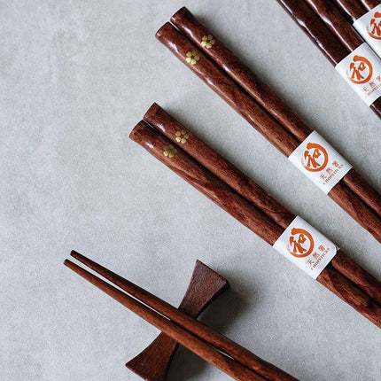 Elegant Wooden Japanese Chopsticks Set with Golden Sakura Motif | Luxurious Dining Experience for Japanese Cuisine 1