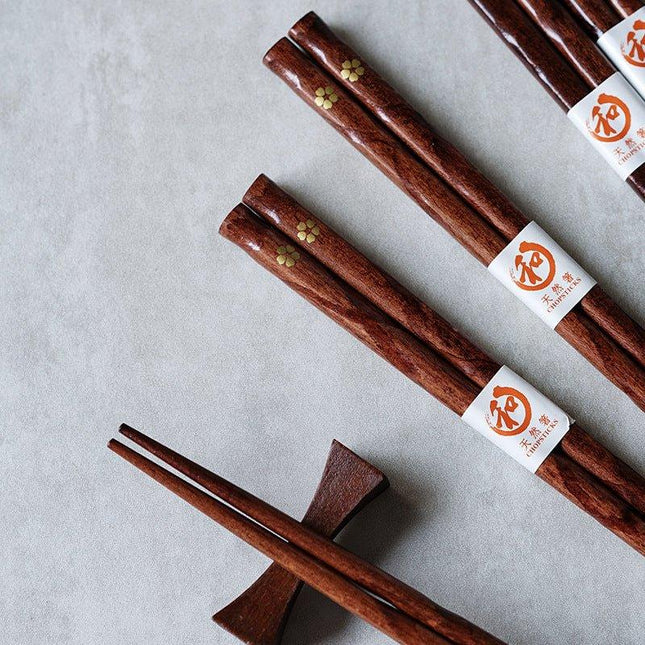 Elegant Wooden Japanese Chopsticks Set with Golden Sakura Motif | Luxurious Dining Experience for Japanese Cuisine 1