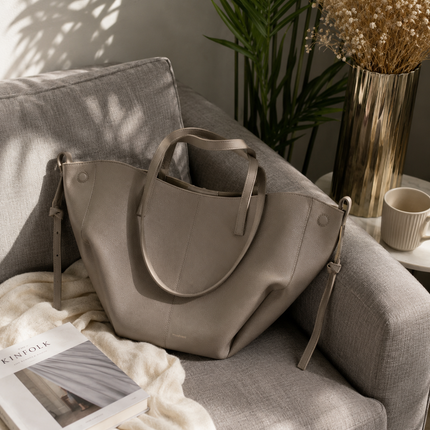 Everyday Tote Bag | Vintage Shoulder Carryall with Spacious Interior | Versatile Handbag for Daily Use 4