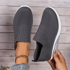 Dark Gray / US 4